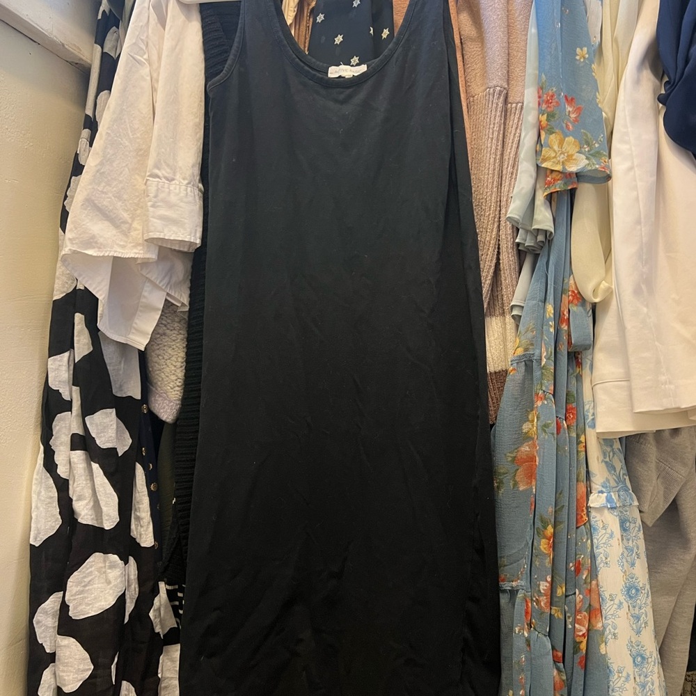 Active Basic Midnight Black Top